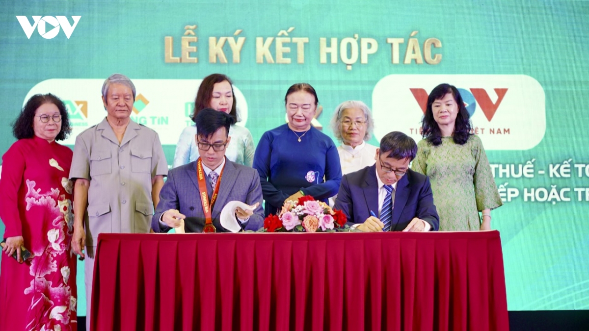 cong ty thue trong tin ky niem 15 nam kien dinh phung su doanh nghiep hinh anh 1