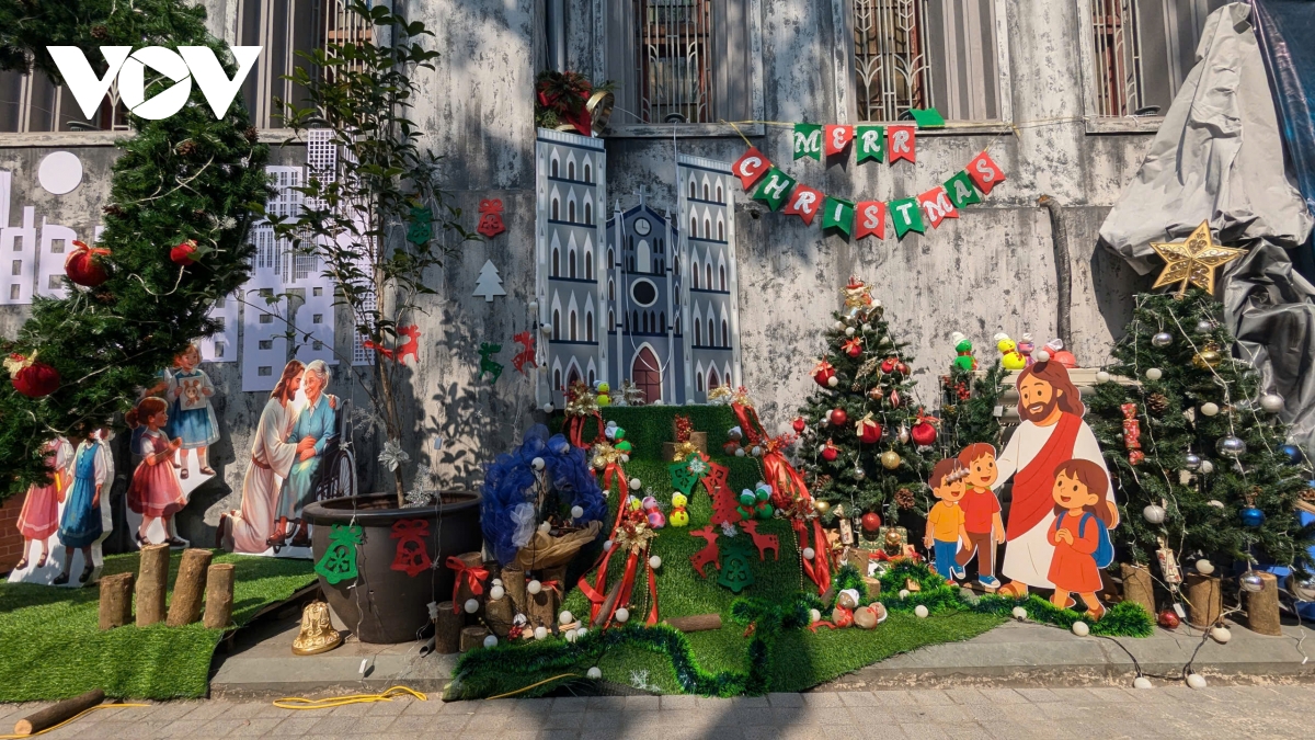 Noel 2025: Chọn quà gì để gửi trọn yêu thương mùa Giáng sinh?