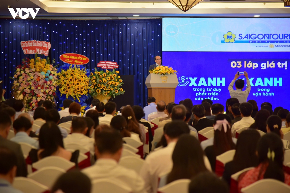 tp.hcm dat muc tieu don 11 trieu khach quoc te va doanh thu 330.000 ty dong hinh anh 1