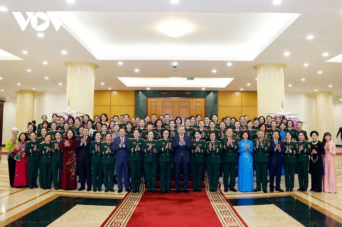 phat huy truyen thong yeu nuoc, doan ket, sang tao, trung hau, dam dang hinh anh 6