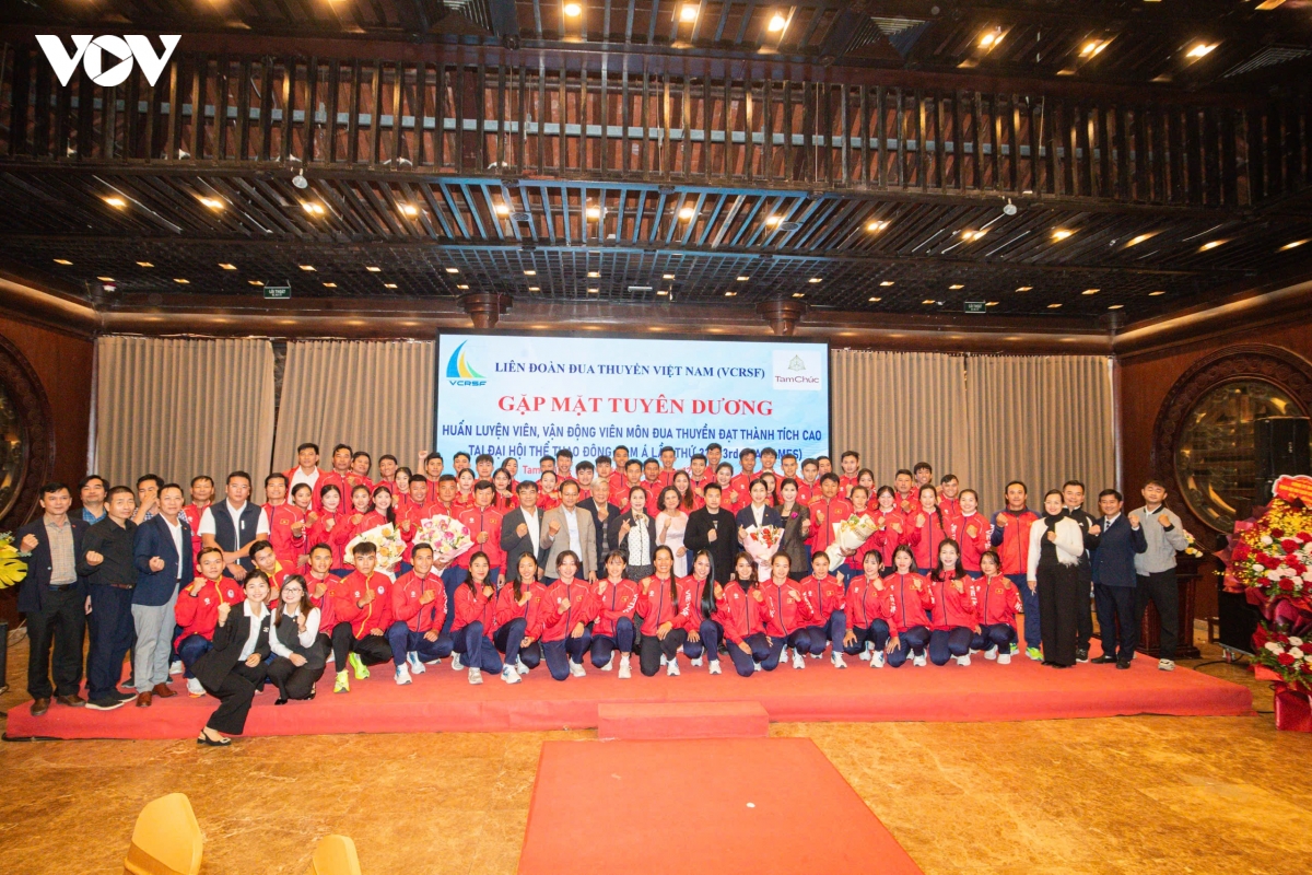 trao thuong, ton vinh nhung tam huy chuong sea games 33 cua Dua thuyen viet nam hinh anh 3