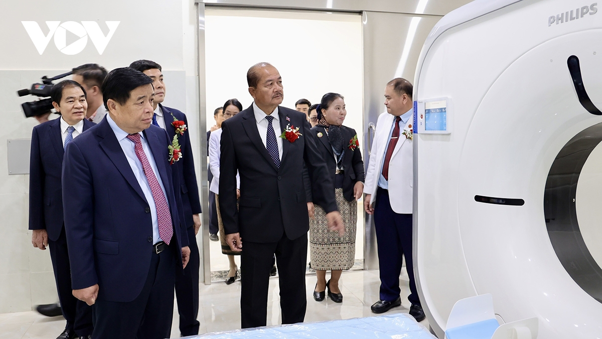 Khánh thành, bàn giao Bệnh Viện Hữu nghị Lào-Việt Nam