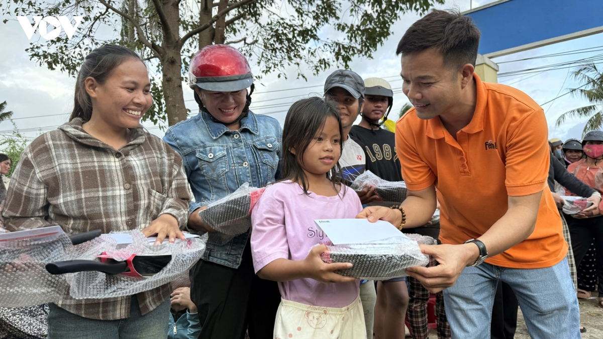 vov tiep tuc dong hanh cung ba con vung lu Dak lak hinh anh 4