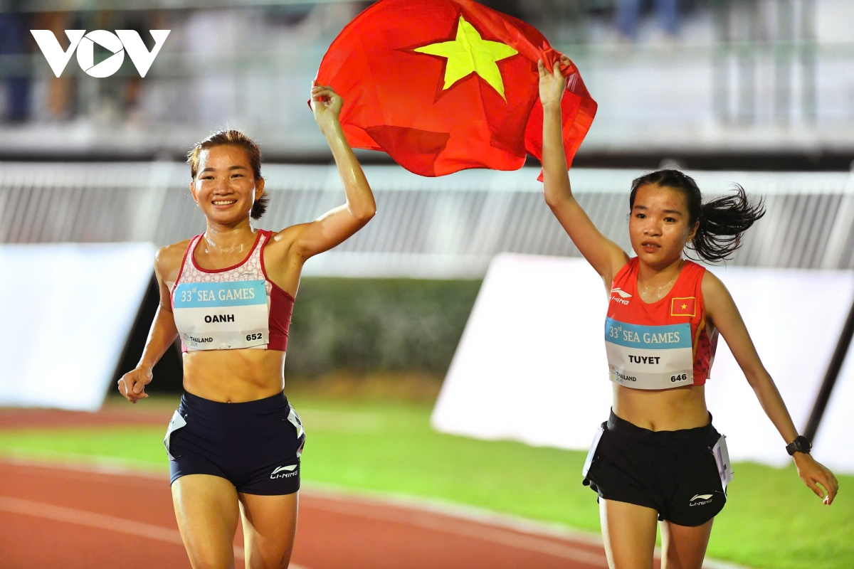 'V&ocirc; đối' tr&ecirc;n đường chạy 5000m, điền kinh Việt Nam lập kỷ lục kh&oacute; tin ở kỳ SEA Games thứ 5 li&ecirc;n tiếp