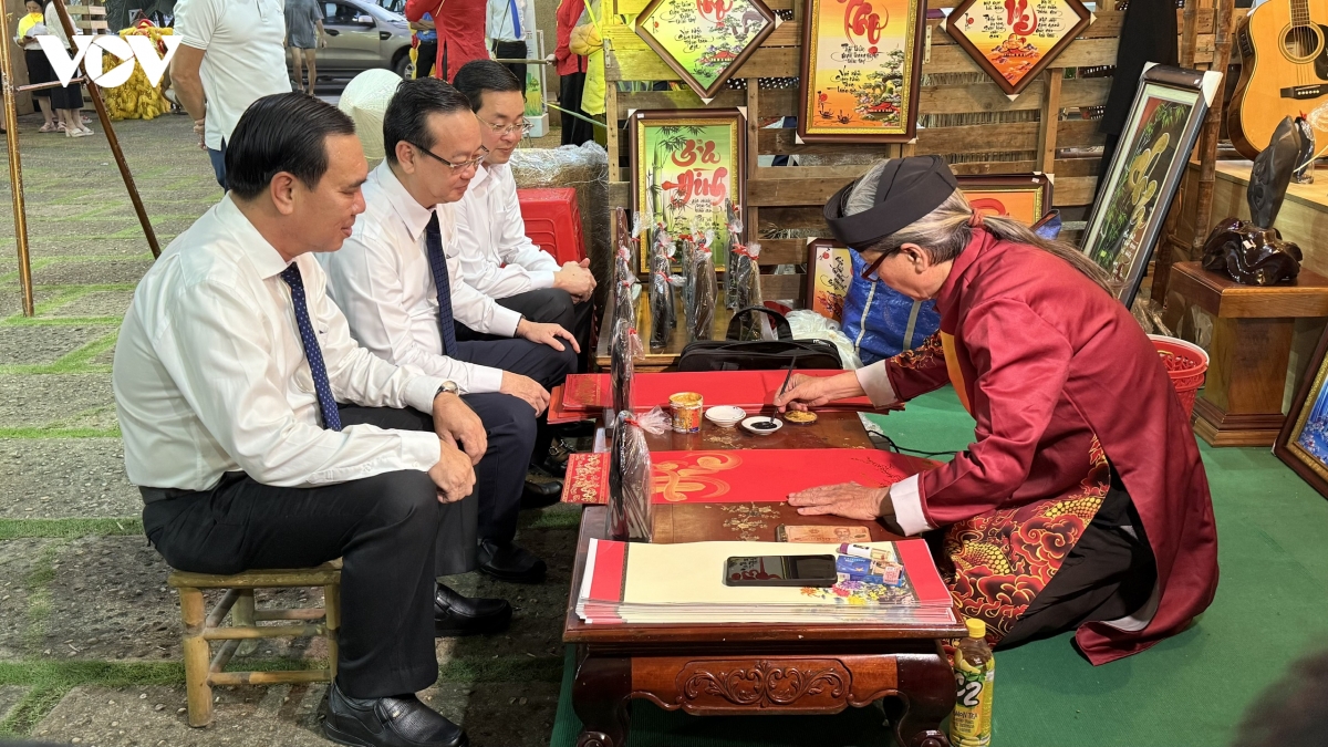 tp.hcm tim cach dua san pham ocop di xa hon hinh anh 6