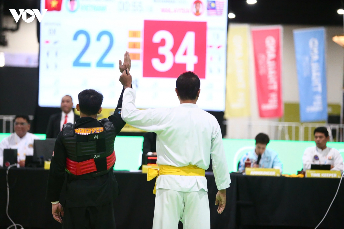 vo si pencak silat viet nam guc nga tren san dau, doi phuong duoc xu thang hinh anh 6