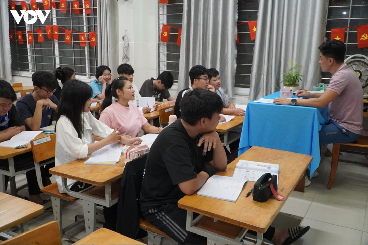 hanh trinh di tim con chu cua nhung hoc sinh co hoan canh dac biet hinh anh 1