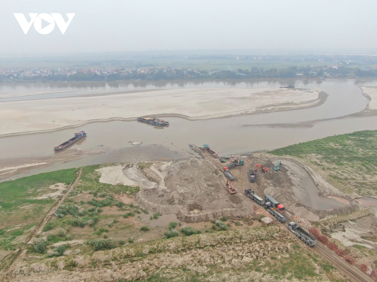 tinh uy phu tho yeu cau xu ly dut diem tinh trang khai thac khoang san sai phep hinh anh 1