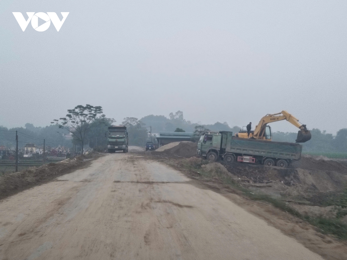 tinh uy phu tho yeu cau xu ly dut diem tinh trang khai thac khoang san sai phep hinh anh 3