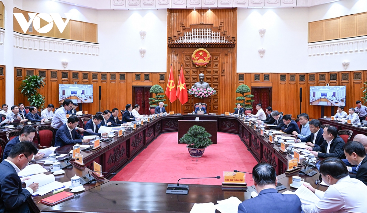 pm calls for transparency and acceleration of key railway projects picture 2