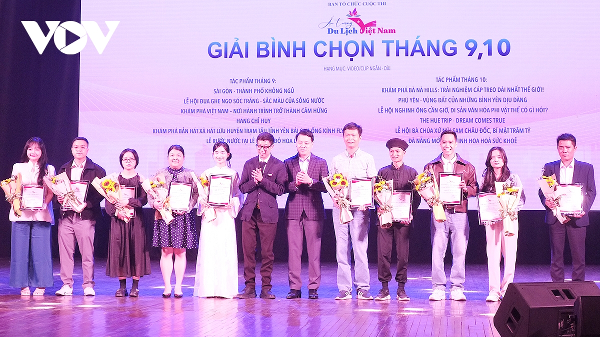 trao giai cuoc thi sang tao video clip An tuong du lich viet nam nam 2025 hinh anh 11