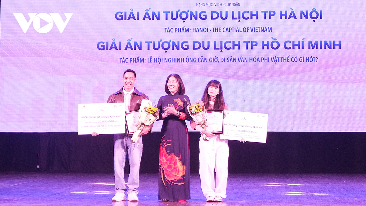 trao giai cuoc thi sang tao video clip An tuong du lich viet nam nam 2025 hinh anh 12