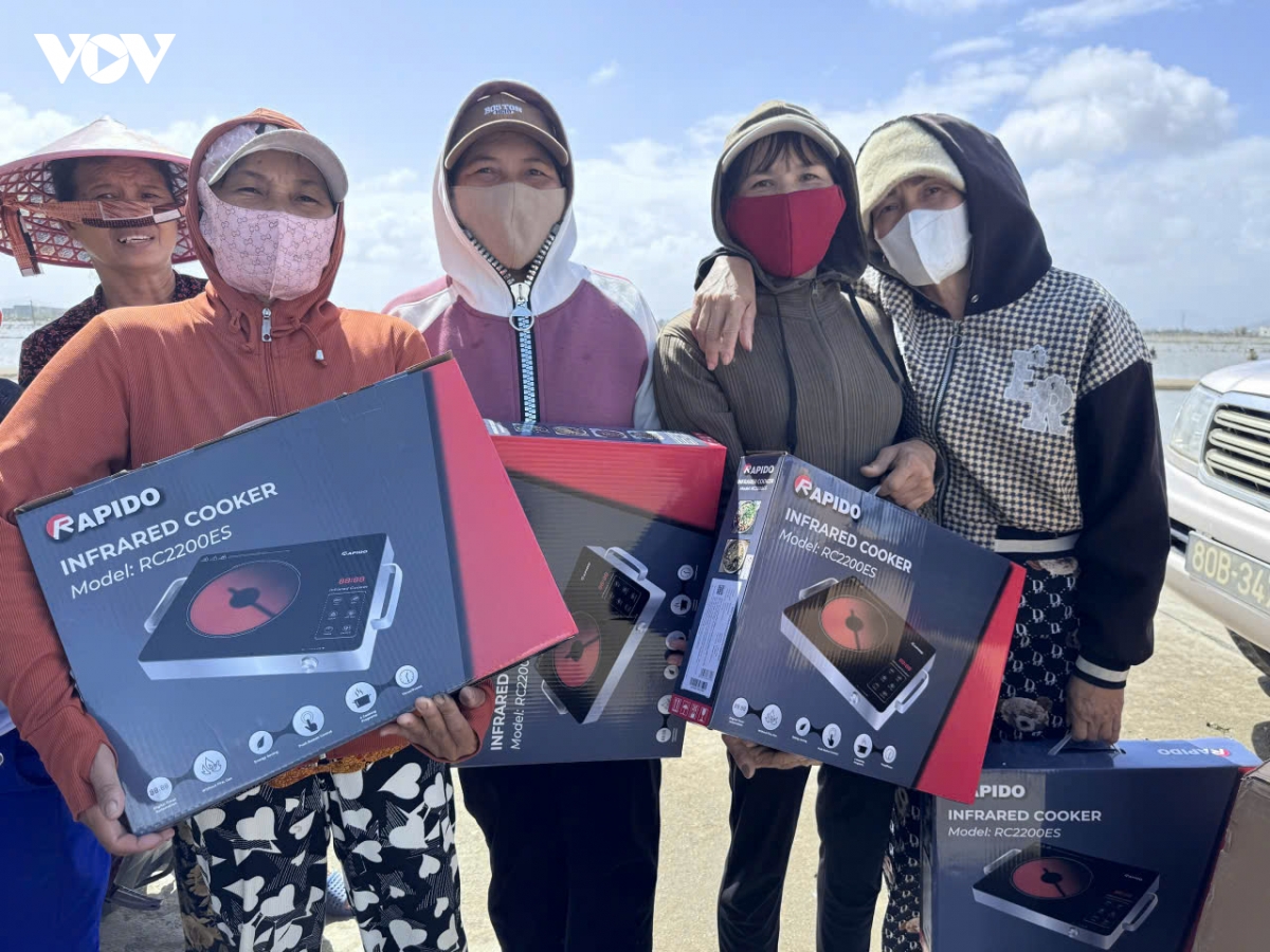 vov va don vi dong hanh gui gam nghia tinh toi ba con vung lu gia lai hinh anh 5