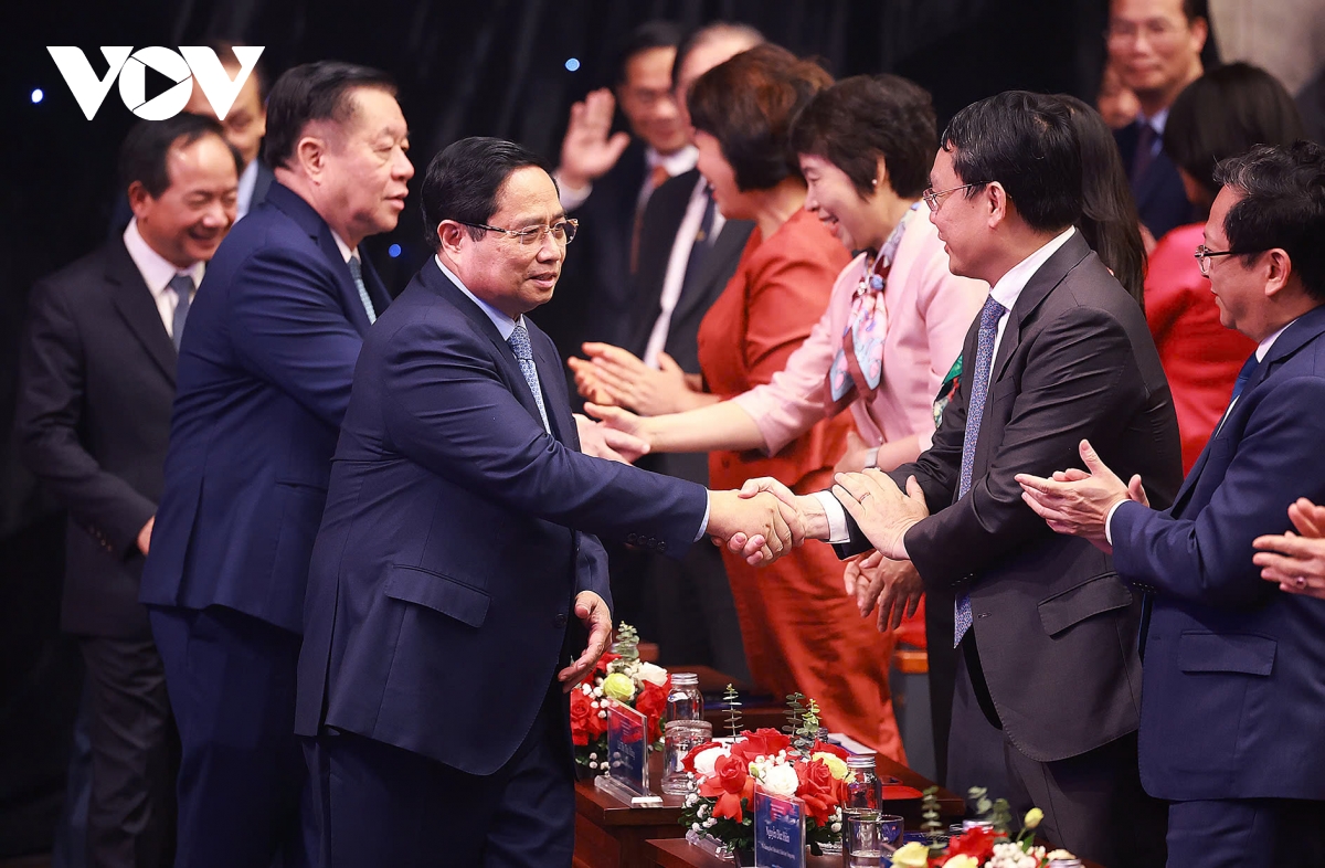 thu tuong cong tac thong tin doi ngoai ban linh, tri tue sac ben va sang tao hinh anh 2