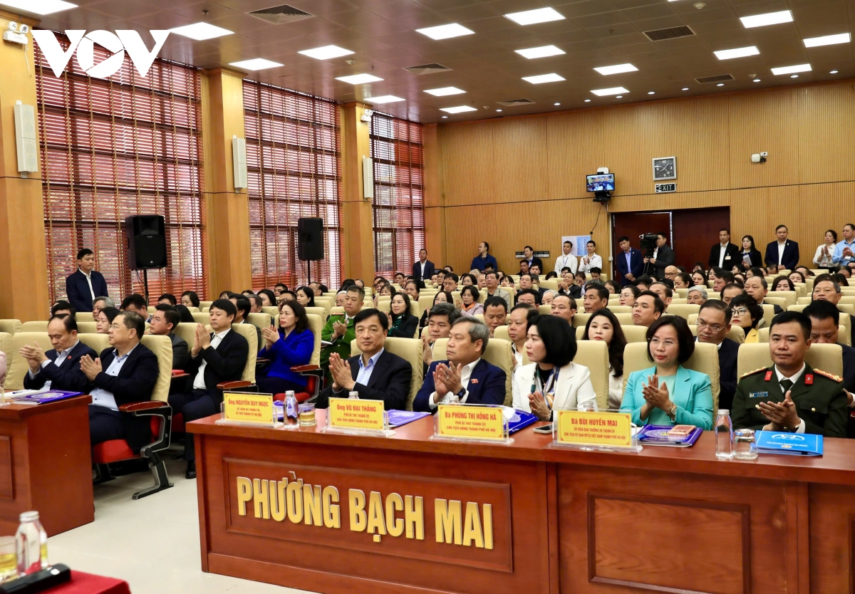 tong bi thu to lam tiep xuc cu tri sau ky hop thu 10, quoc hoi khoa xv hinh anh 3