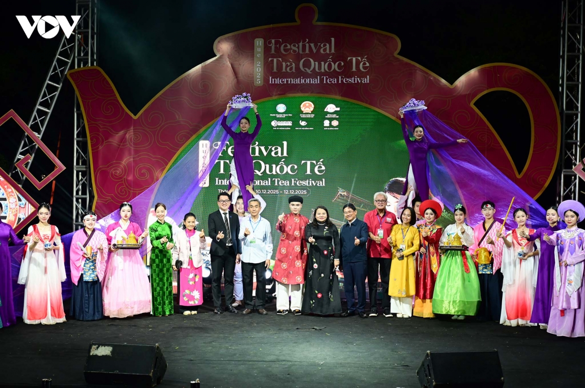 le be mac lien hoan tra quoc te - hue 2025 khep lai hanh trinh an tuong hinh anh 11