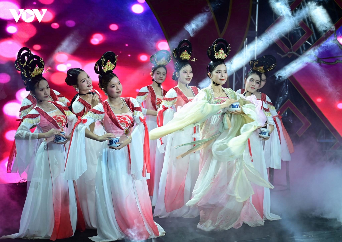 le be mac lien hoan tra quoc te - hue 2025 khep lai hanh trinh an tuong hinh anh 7