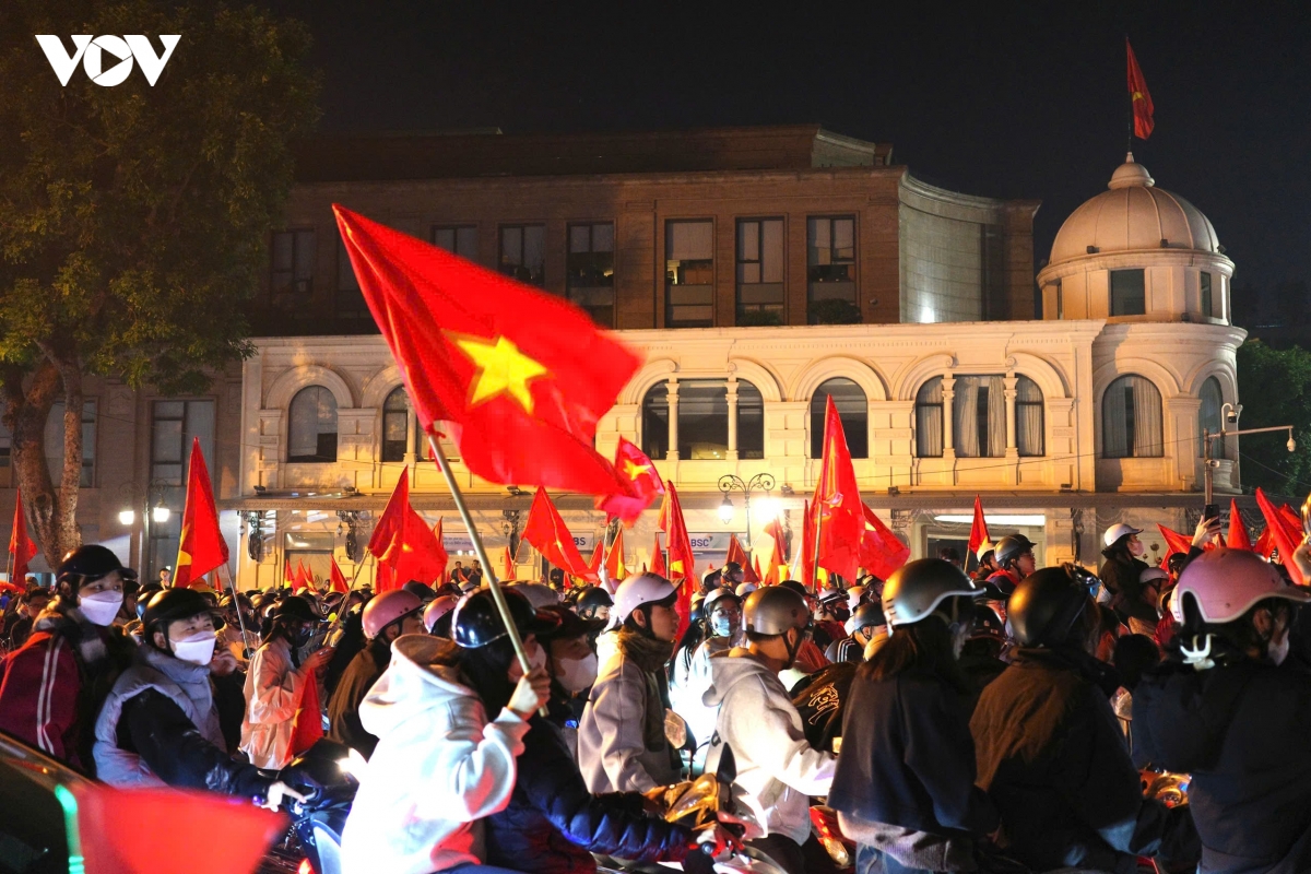 khong khi an mung chuc vo dich sea games 33 cua Dt u22 viet nam hinh anh 32