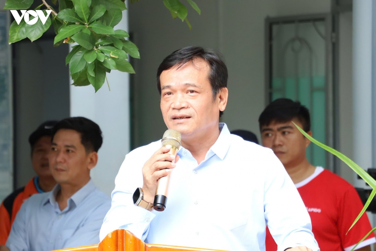 vov phoi hop cac don vi ho tro 350 ho dan vung lu khanh hoa hinh anh 5