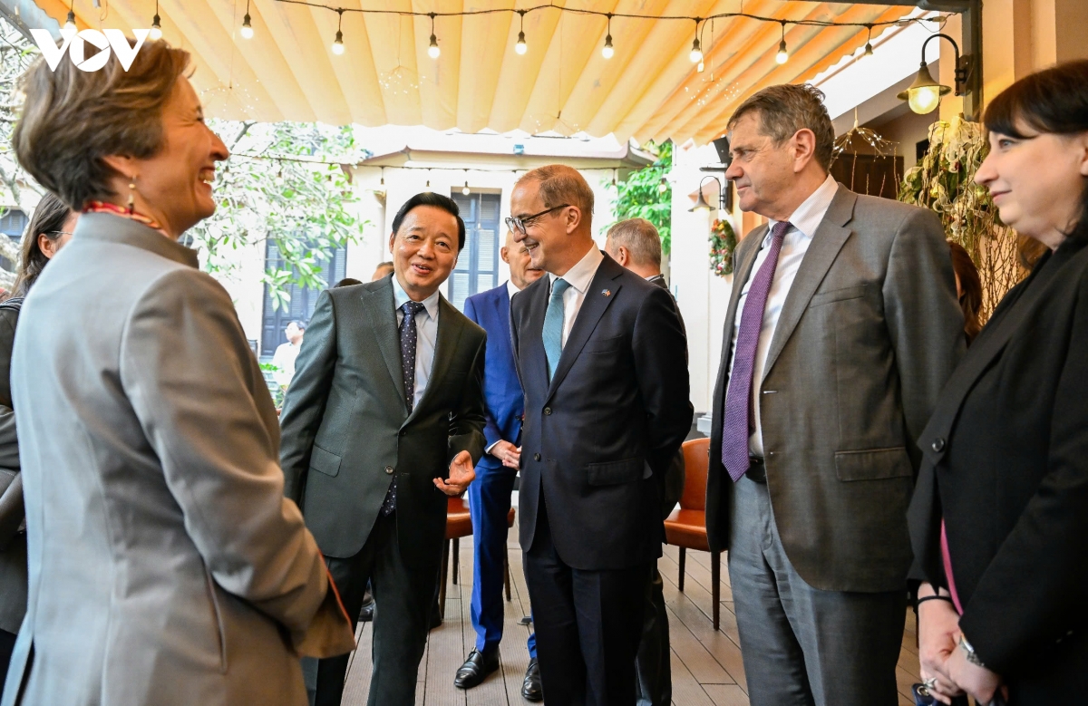 viet nam tang cuong hop tac voi eu nham cham dut khai thac iuu hinh anh 2