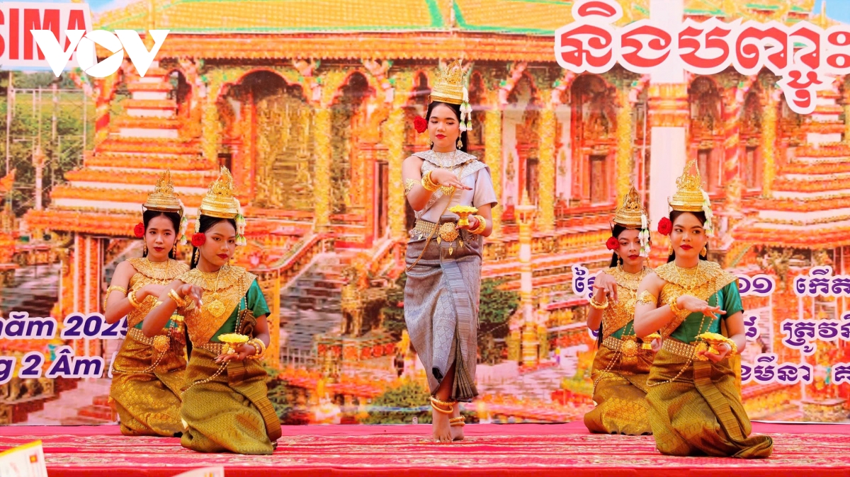 Nghệ thuật múa cổ điển Khmer Nam Bộ và những giá trị văn hoá sâu sắc