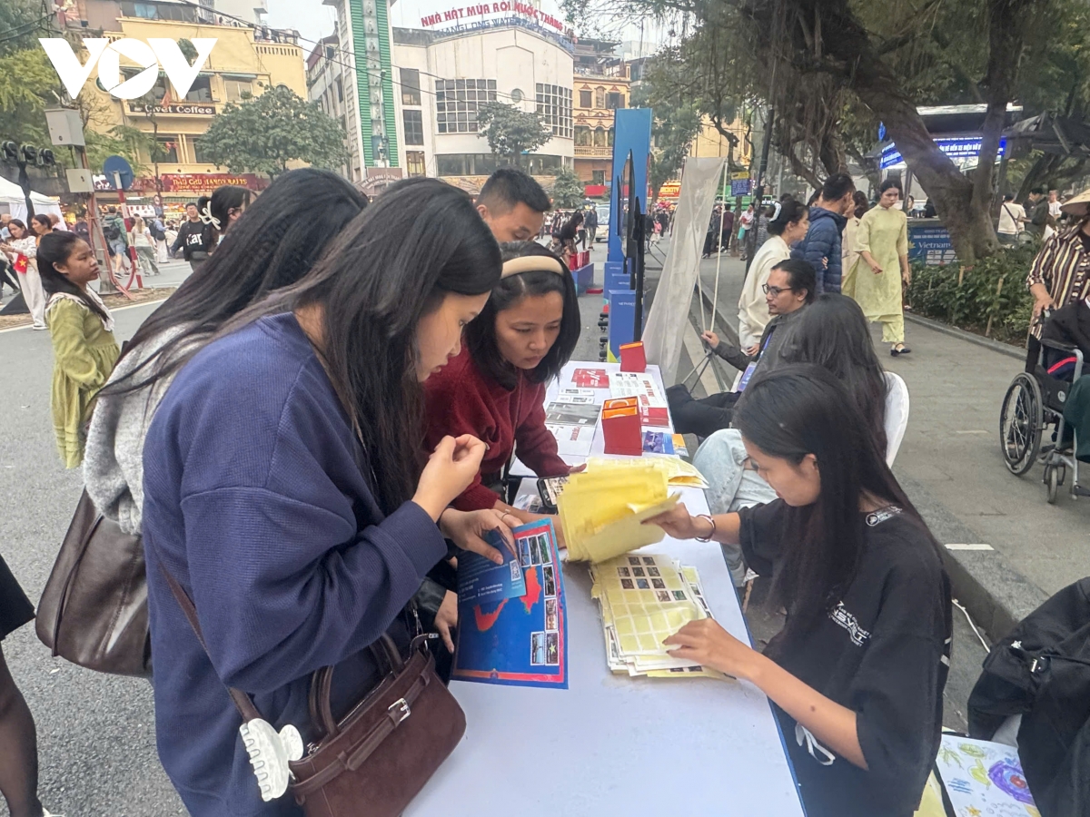 Vietnam Happy Day 2025 colorful and emotional experiences image 2