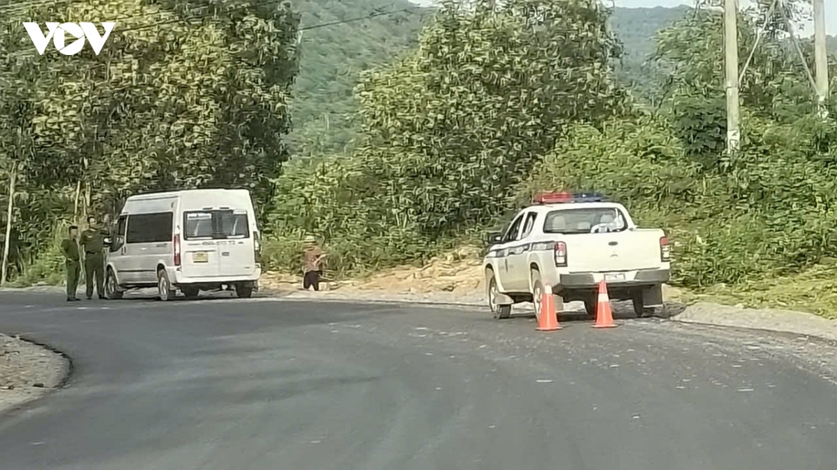 vu du khach tu nan vi da roi o deo Dai ninh cong an xac dinh 6 xe ben nghi van hinh anh 2