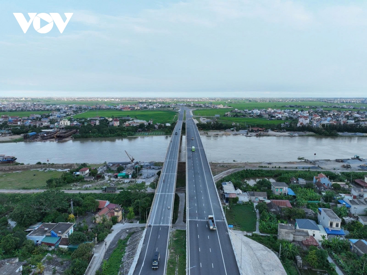 Ninh Binh Khanh Thanh គំរោងការណ៍សំខាន់ៗចំនួន ៥ នាថ្ងៃទី ១៩ ខែធ្នូ (រូបភាព ១)