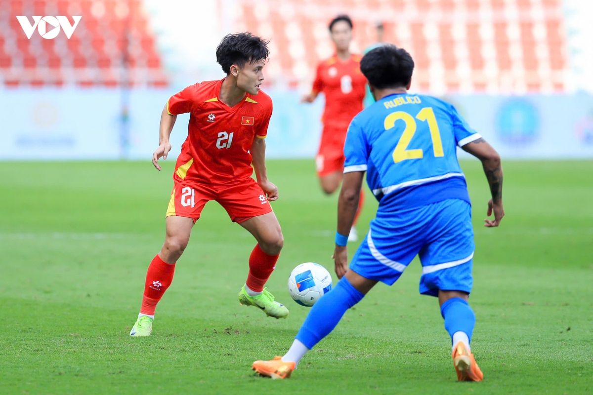 u22 viet nam xuat sac vao chung ket sea games 33 hinh anh 40