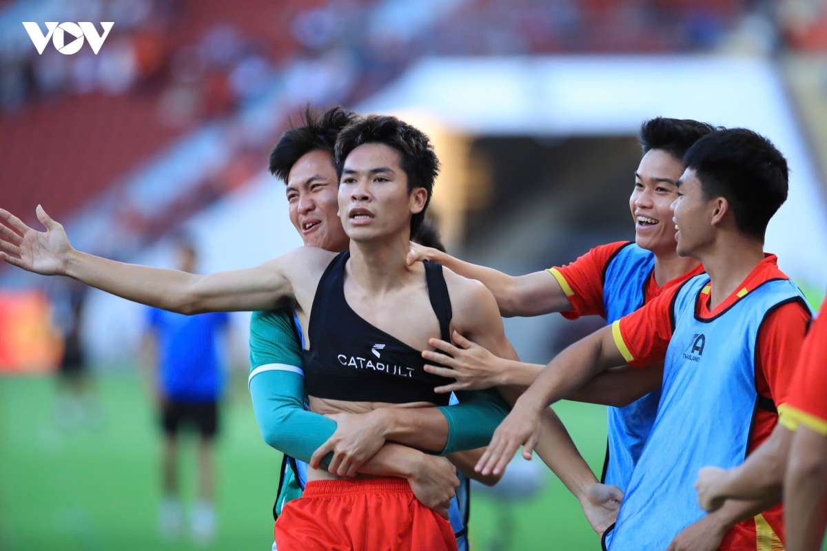 u22 viet nam xuat sac vao chung ket sea games 33 hinh anh 45