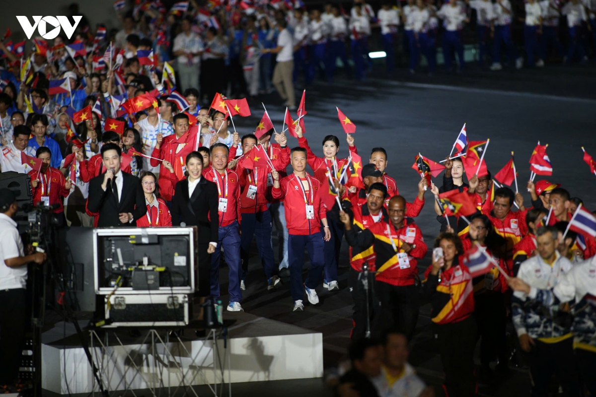 be mac sea games 33 Doan the thao viet nam dung thu 3 toan doan hinh anh 42