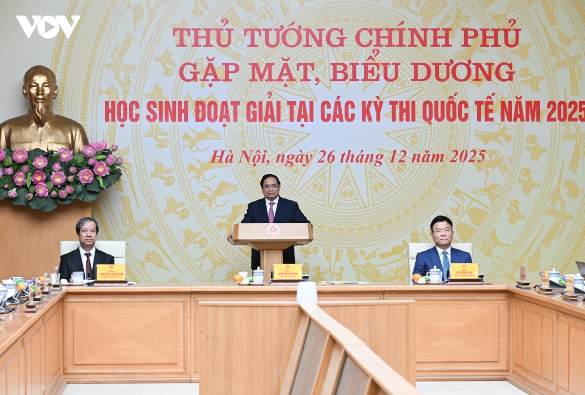 thu tuong gap mat, bieu duong hoc sinh doat giai cac ky thi quoc te hinh anh 1
