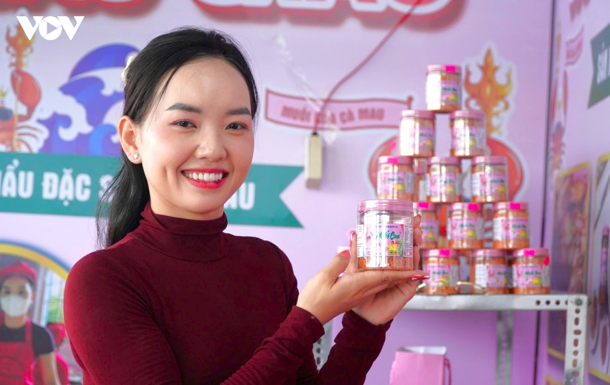 muoi cua xu u minh - Dua huong cua ca mau vuon xa hinh anh 1