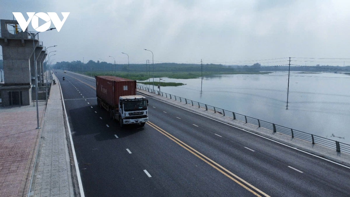 kinh te bien mau, tru cot tang truong moi theo nghi quyet phat trien tay ninh hinh anh 1