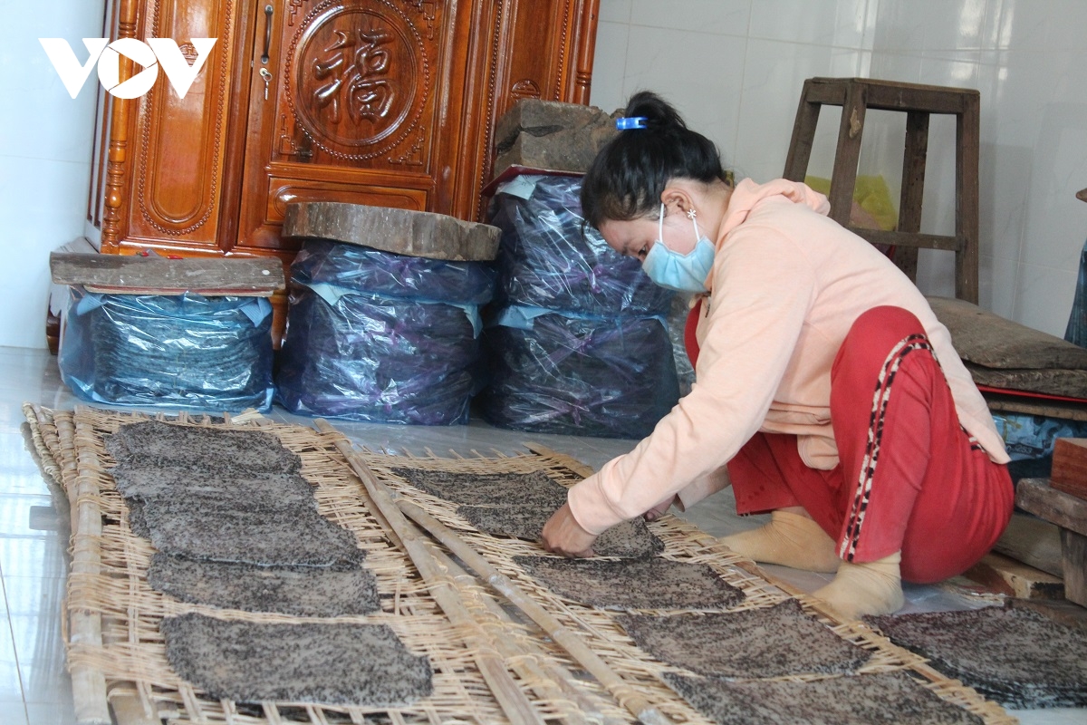 nghe banh trang vung bien lam Dong tat bat hang tet hinh anh 2