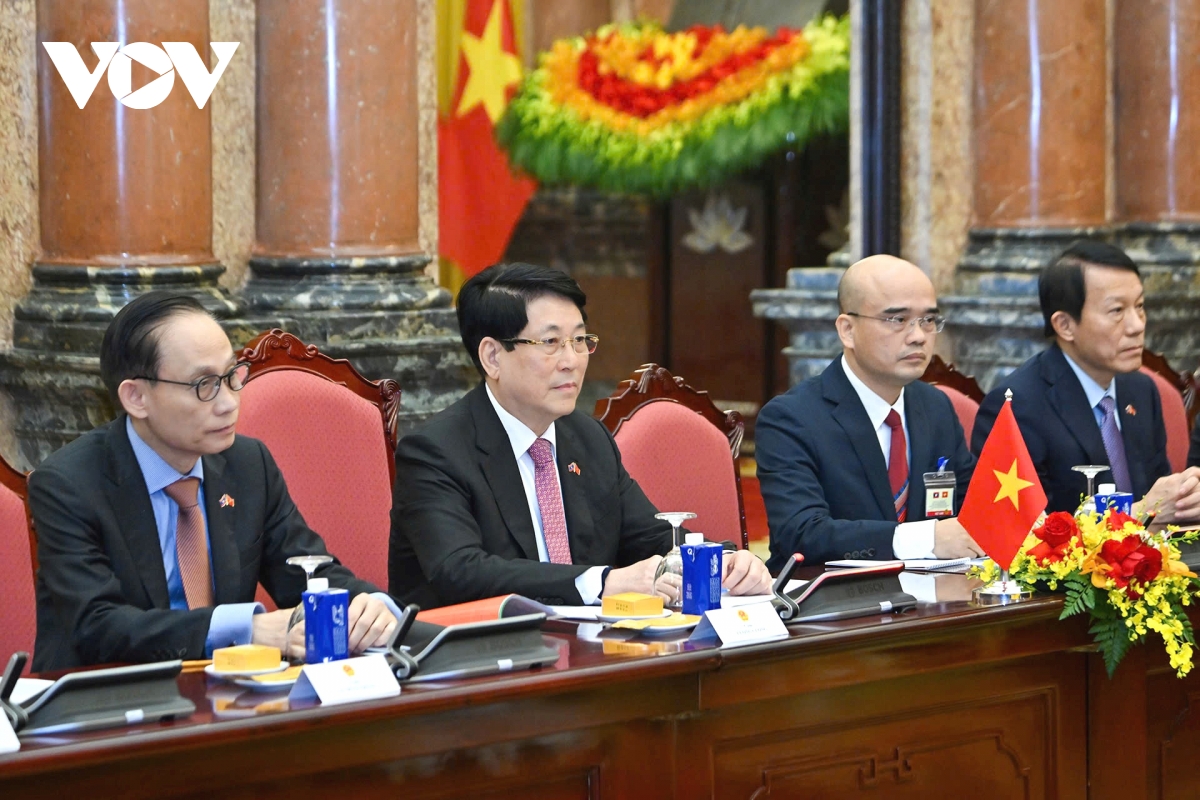 chu tich nuoc luong cuong hoi kien tong bi thu, chu tich nuoc lao hinh anh 3
