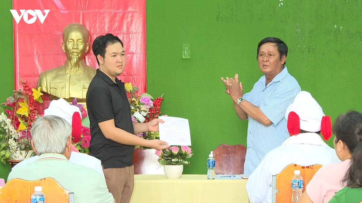 go kho, tao nguon phat trien Dang vung dong bao dan toc hinh anh 2