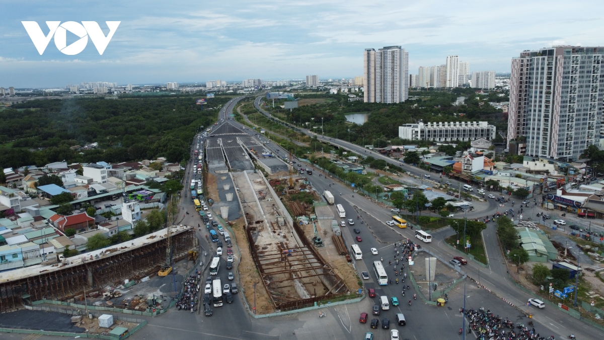 so xay dung tp.hcm chuyen doi so chua du manh de dap ung cong viec hinh anh 1