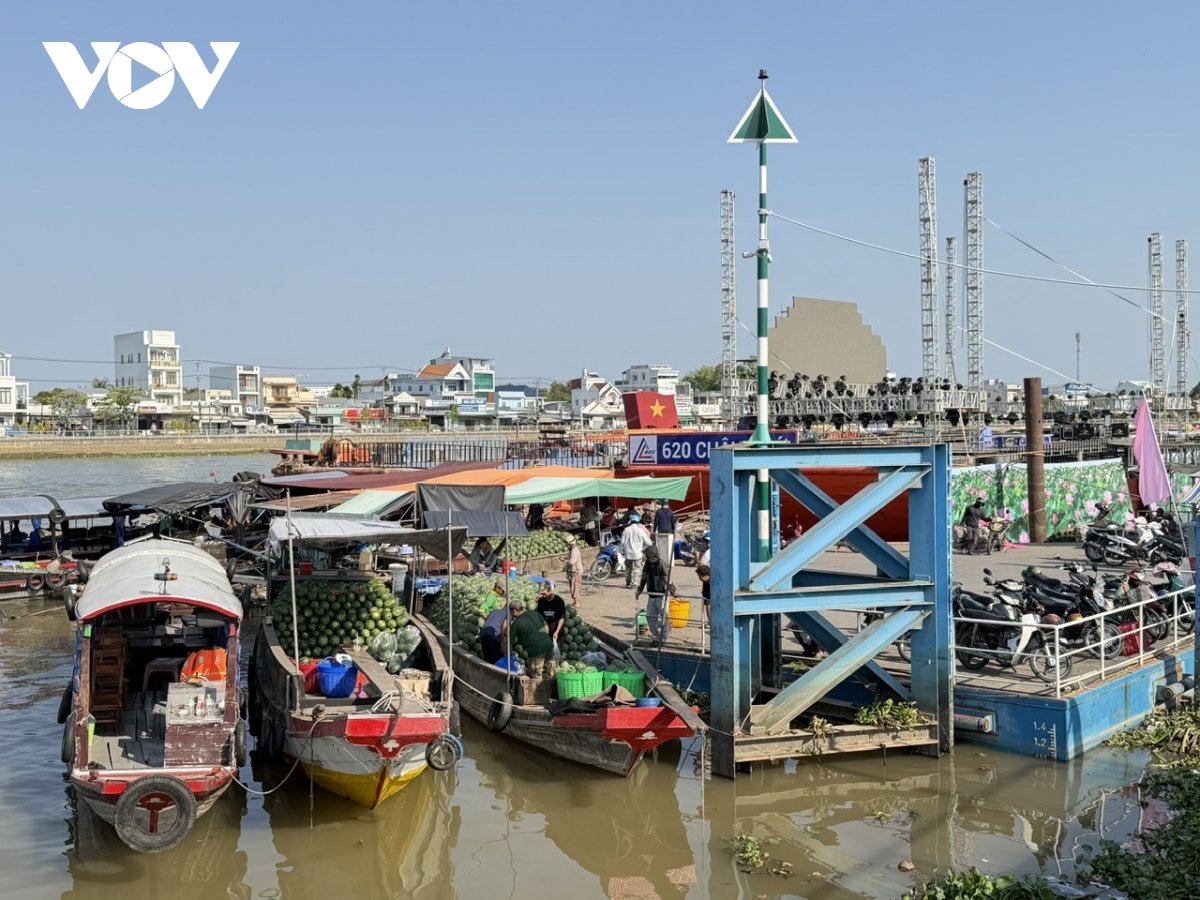 can tho soi noi cac hoat dong vun dap tinh quan - dan ben chat hinh anh 3