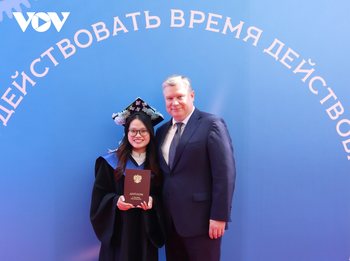 tri thuc, kieu bao tai nga dong hanh voi dan toc thuc hien nghi quyet Dai hoi xiv hinh anh 2