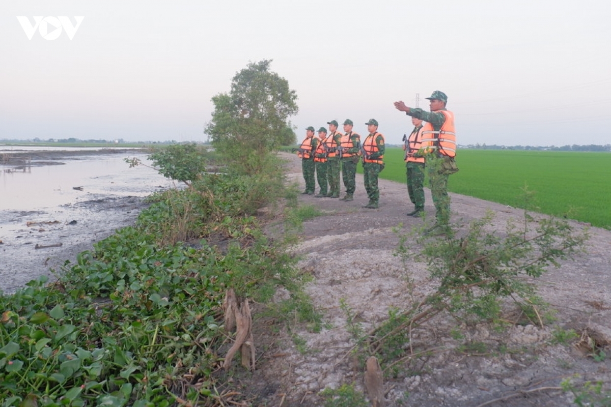 quyet liet chong buon lau, giu vung an ninh trat tu tuyen bien gioi an giang hinh anh 2