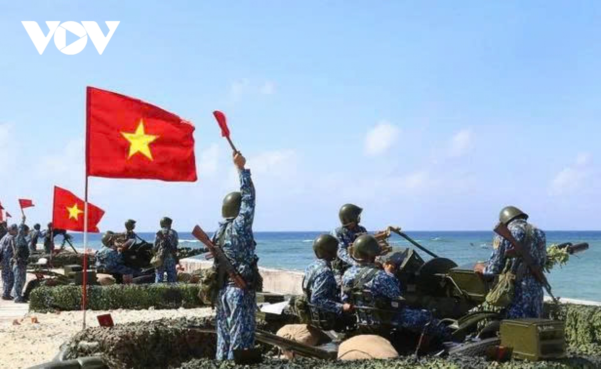 Cán bộ, chiến sĩ đặc khu Trường Sa hướng về Đại hội XIV qua làn sóng VOV