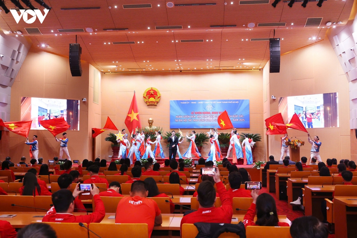 ha noi vinh danh vDv, hlv dat thanh tich cao tai sea games 33 hinh anh 1