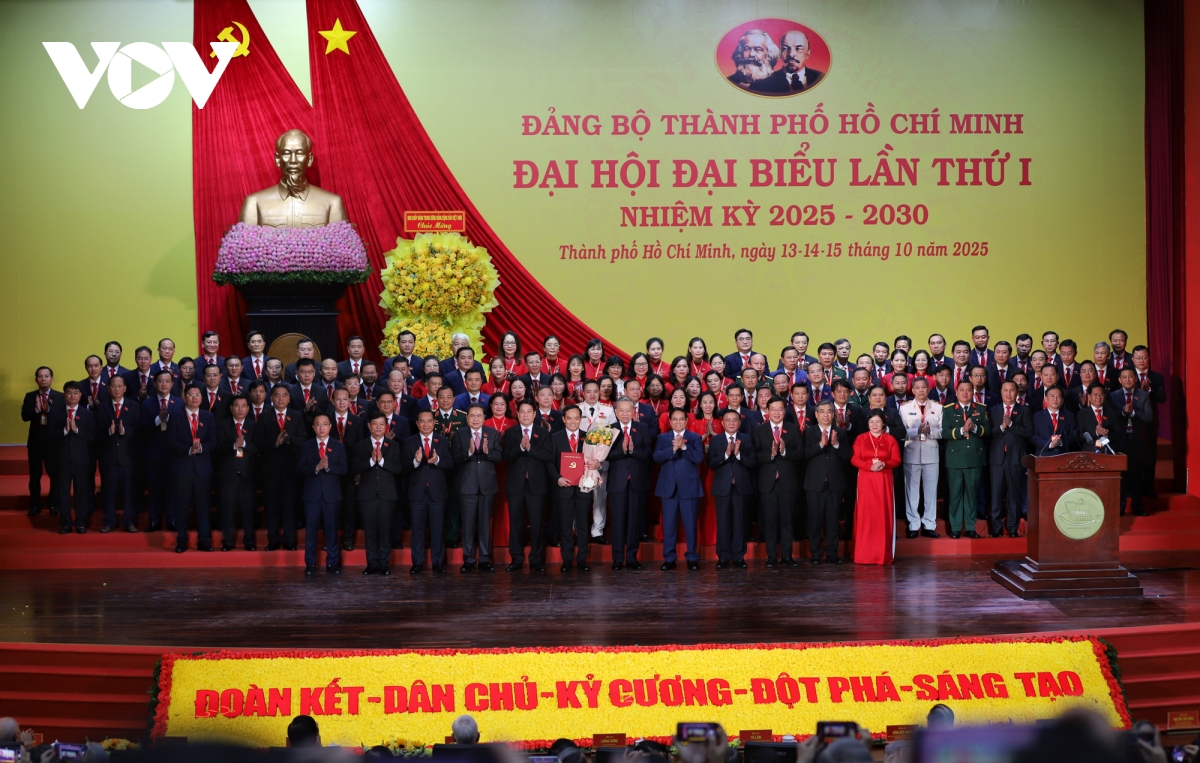tp.hcm lan dau tien cong bo 12 dau an noi bat nam 2025 hinh anh 7