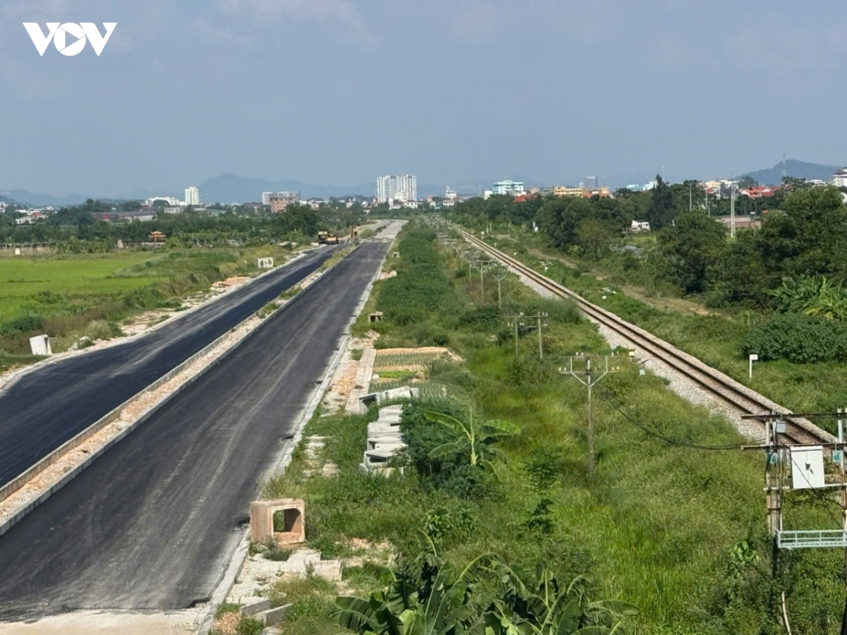Duong sat lao cai - ha noi - hai phong len phuong an tai dinh cu 7.347 ho dan hinh anh 3