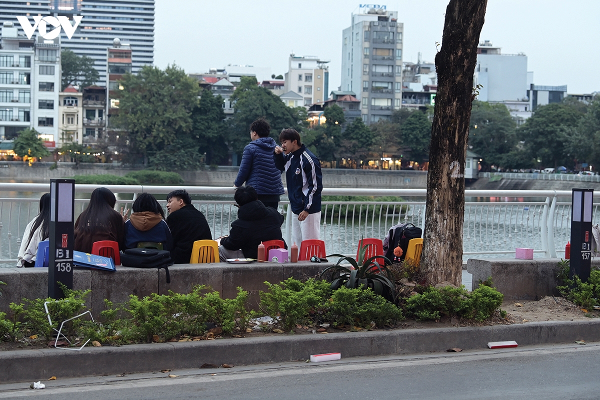 ho xa Dan hang an tran via he, xe co chiem long duong hinh anh 7