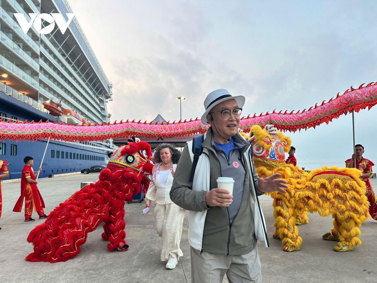 quang ninh don khoang 530.000 luot khach du lich sau cac ngay nghi tet duong lich hinh anh 1