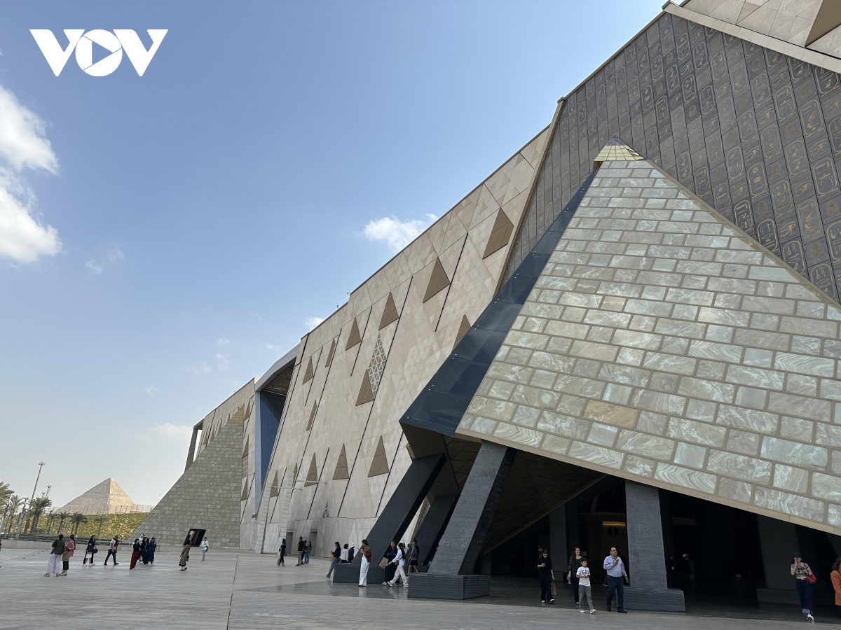 khach du lich den ai cap nam 2025 dat muc ky luc hinh anh 1