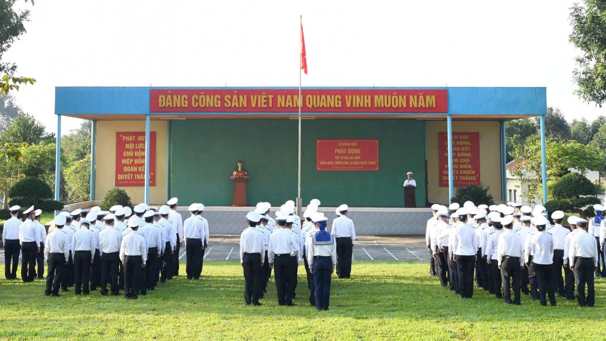 can bo, chien si vung 3 hai quan thi dua huong ve Dai hoi xiv cua Dang hinh anh 2