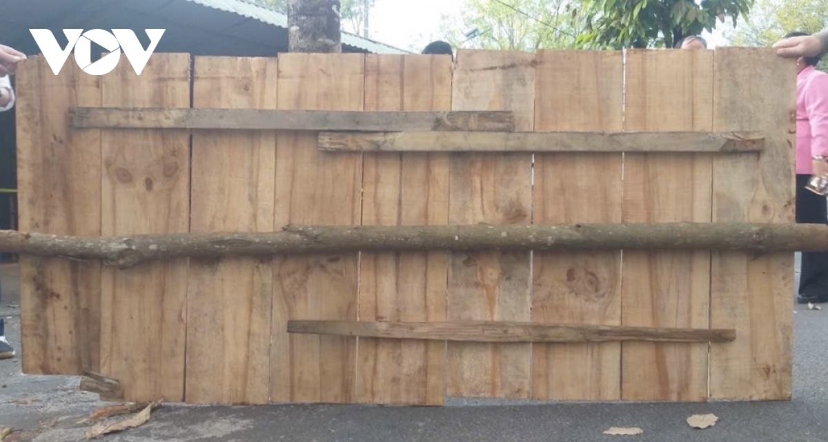 hien truong chon giau xe may dung gay an trong vu cuop ngan hang o gia lai hinh anh 4